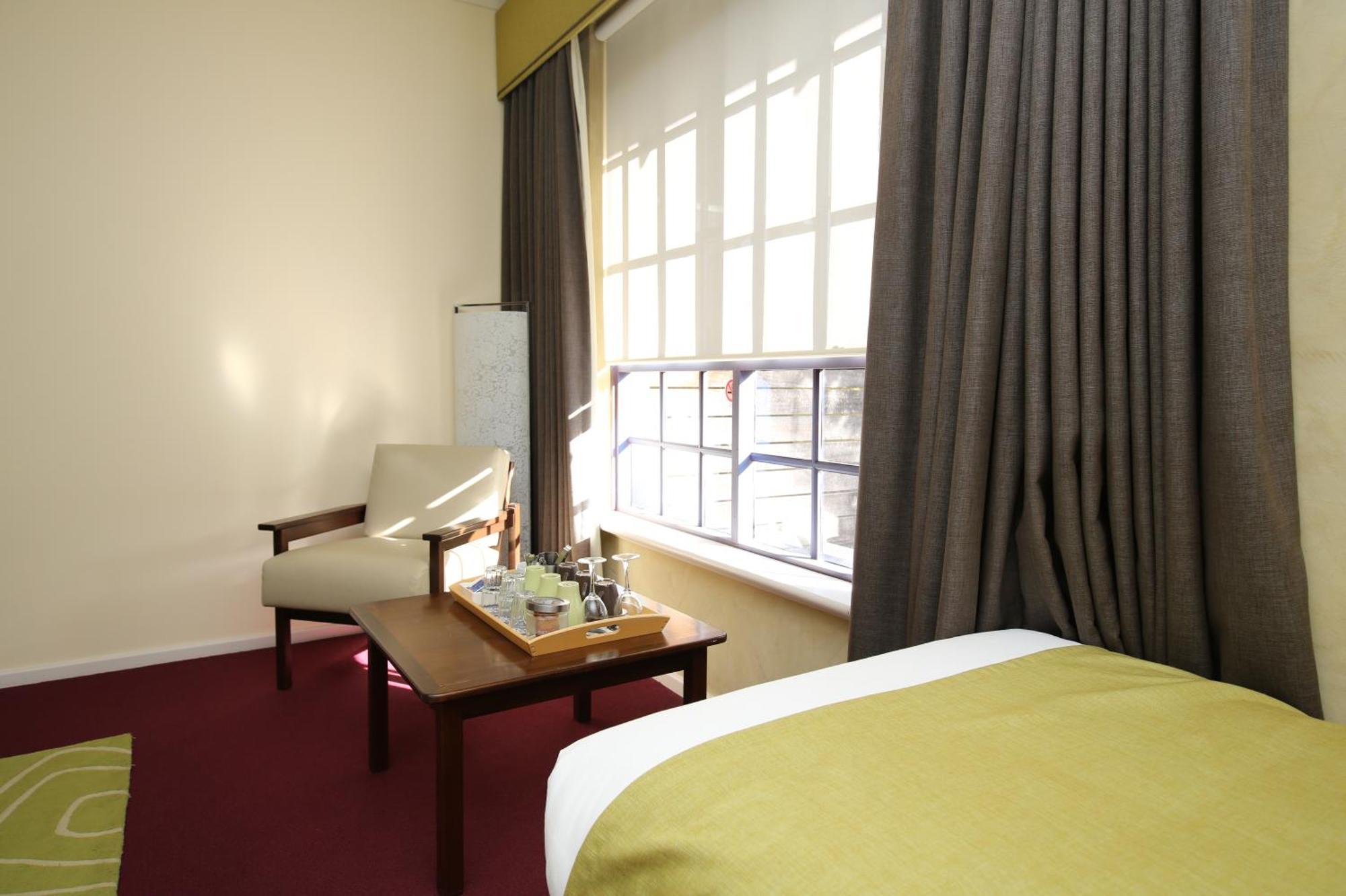 Mahogany Inn And Distillery Mahogany Creek Bagian luar foto