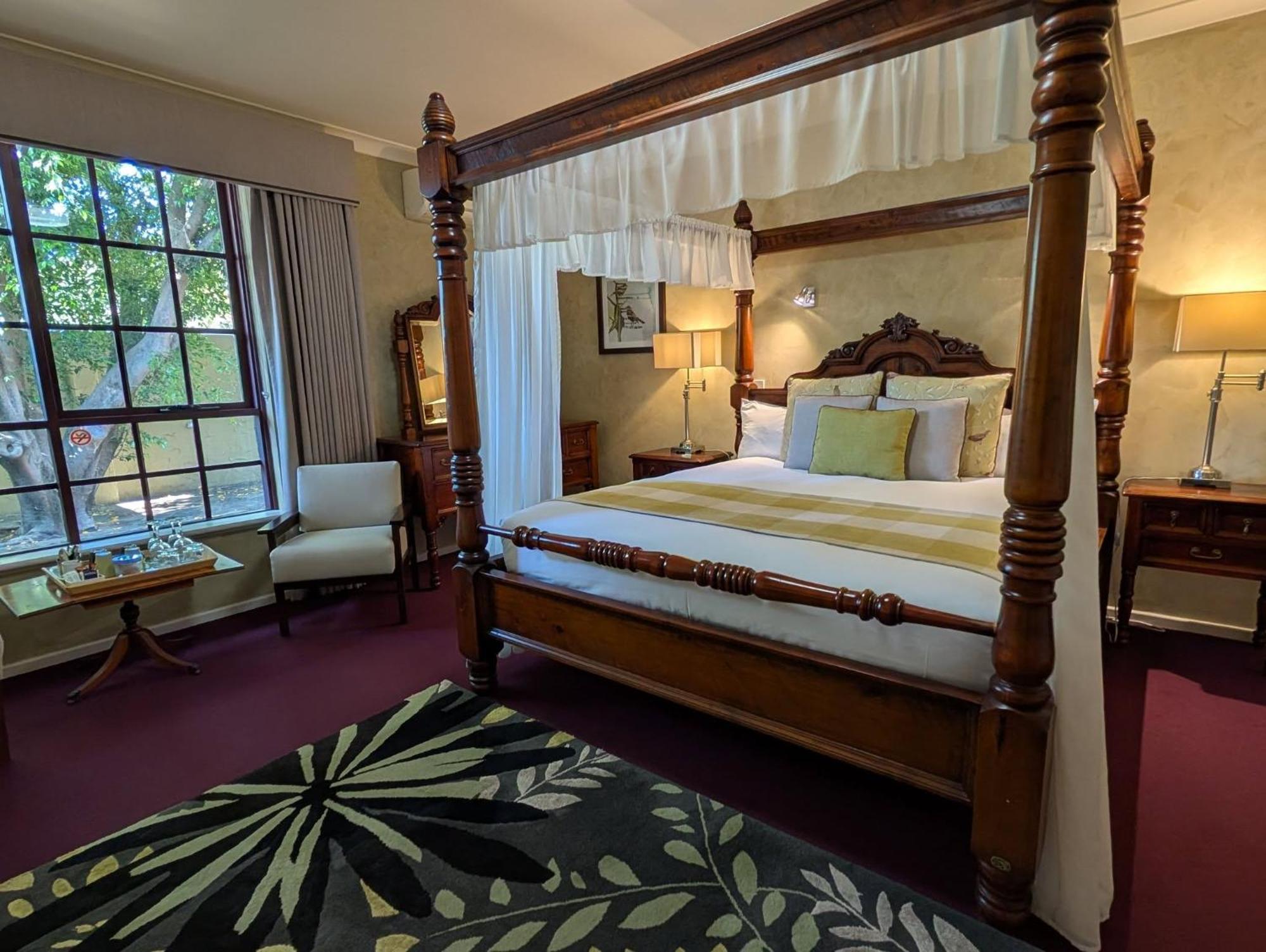 Mahogany Inn And Distillery Mahogany Creek Bagian luar foto
